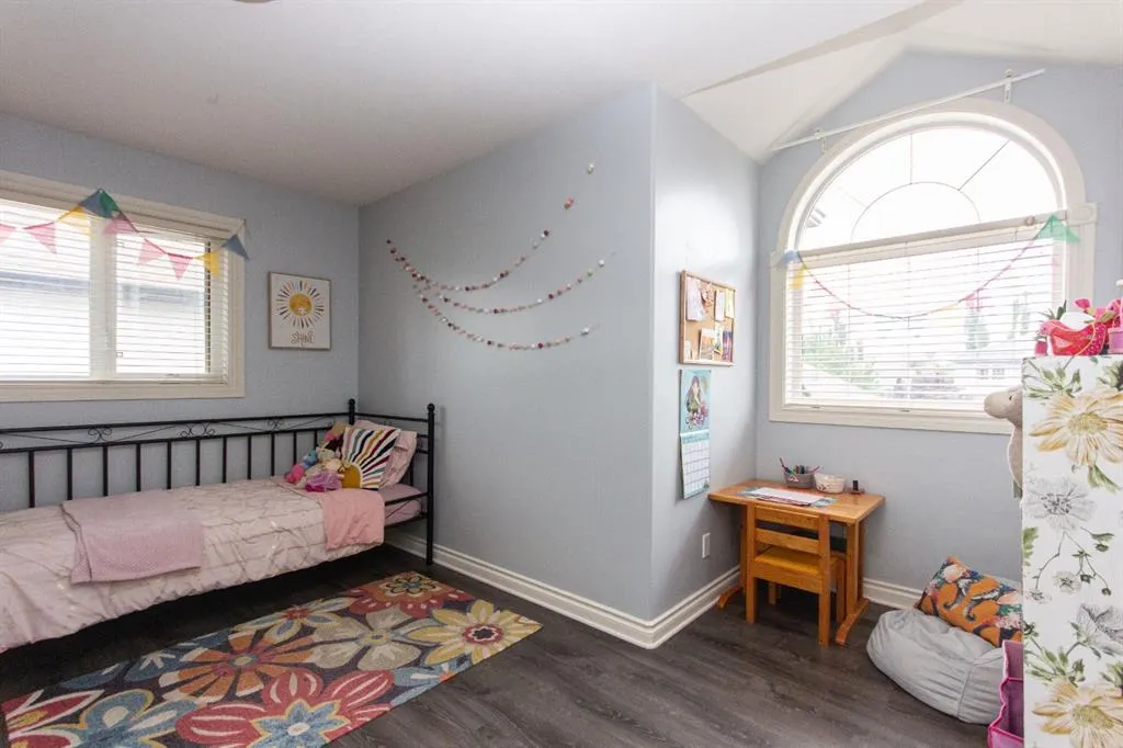 26 Adair Avenue