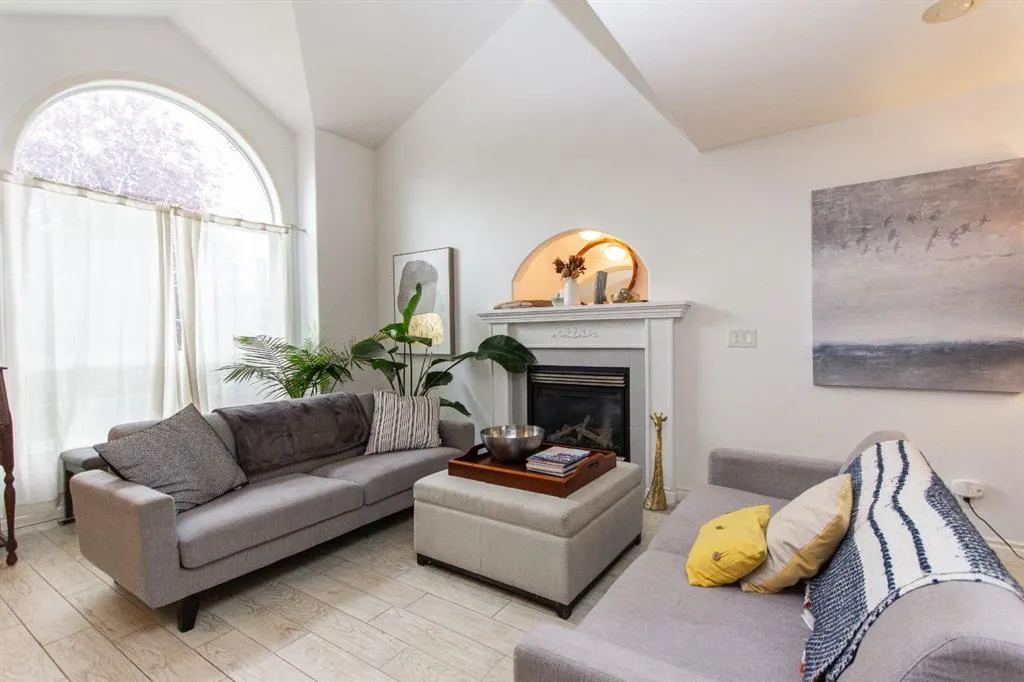 26 Adair Avenue