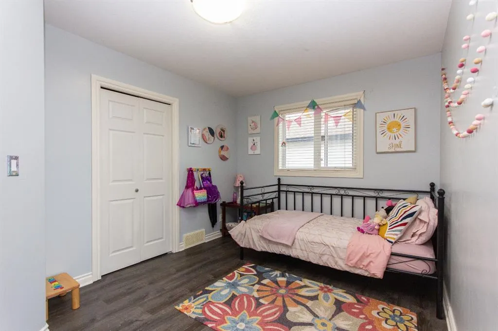 26 Adair Avenue