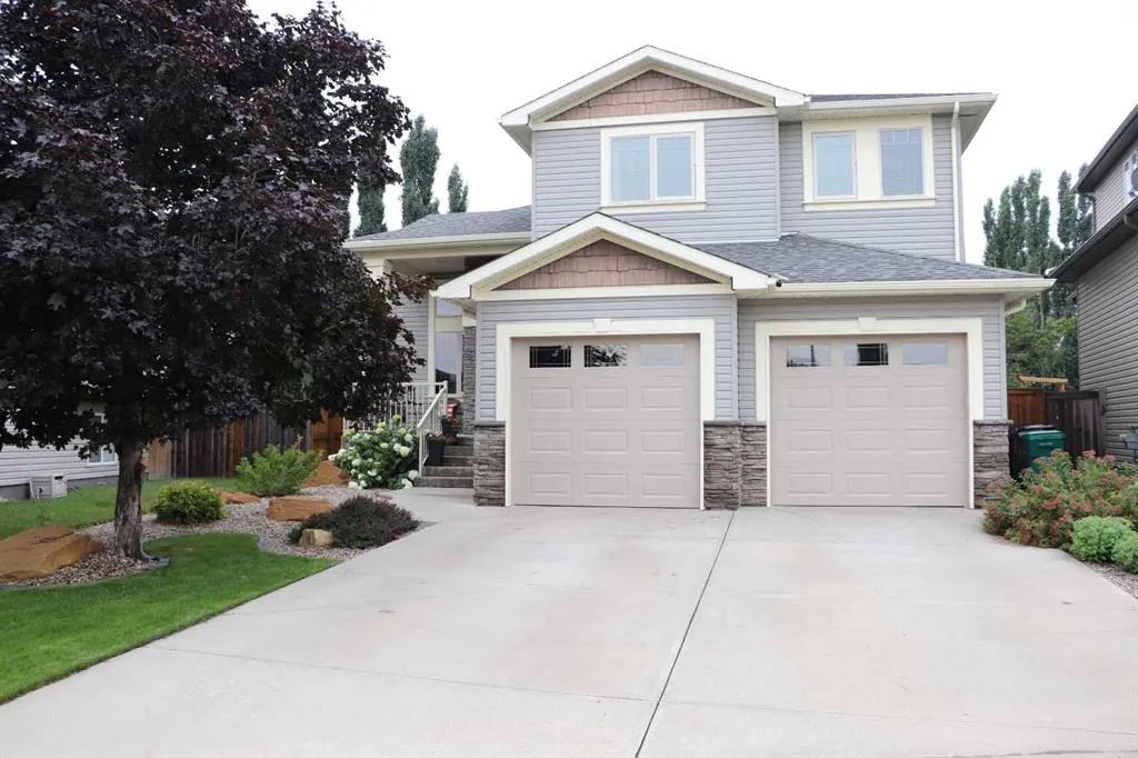 22 Riverview Crescent W