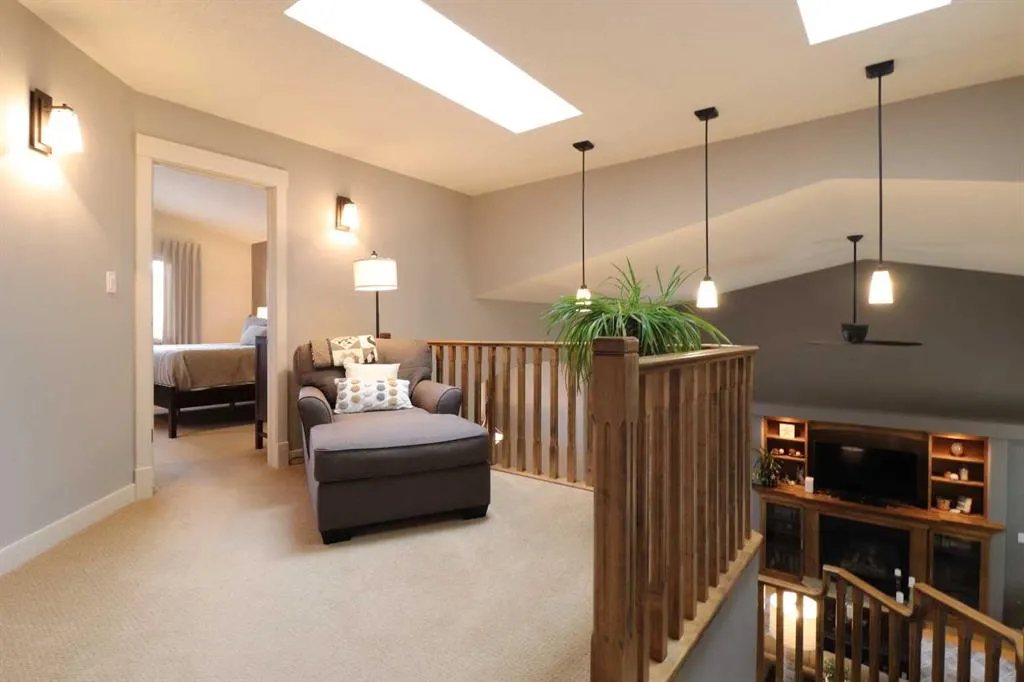 22 Riverview Crescent W