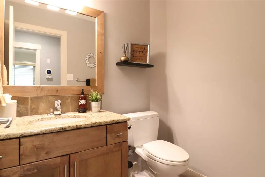 22 Riverview Crescent W