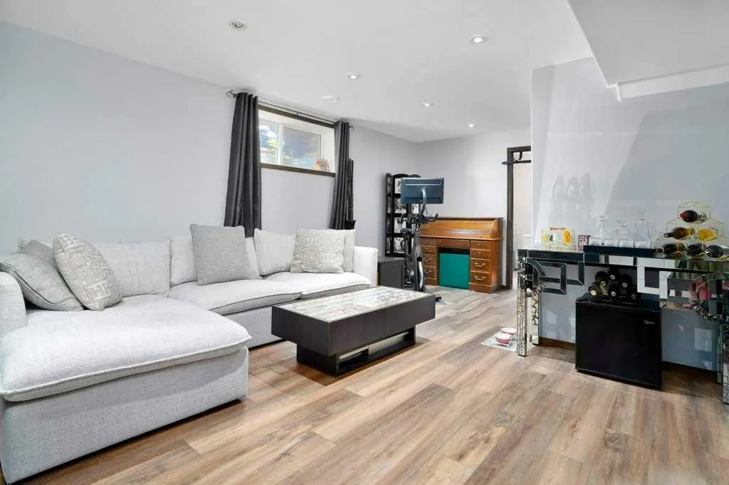 136 Oswald Close