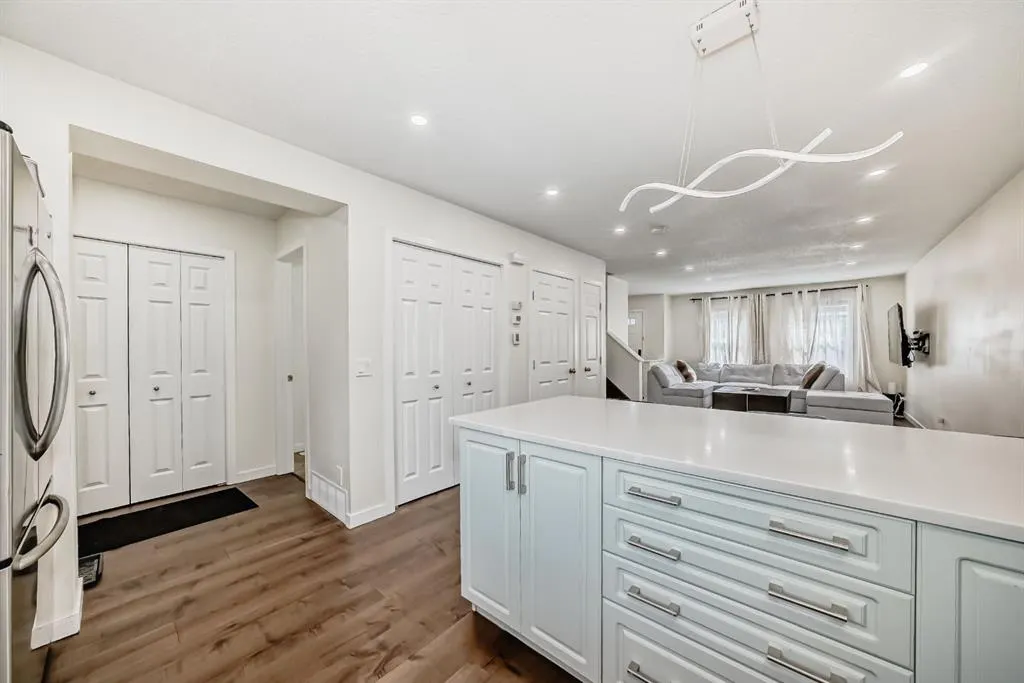 237 Skyview Ranch Boulevard NE