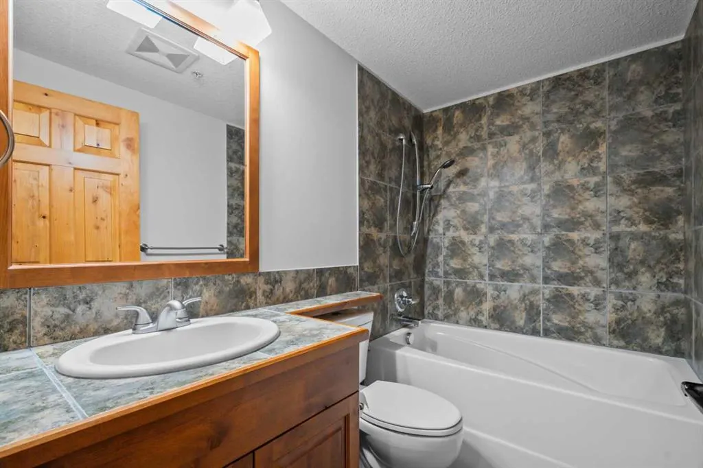 104 Armstrong Place, #222