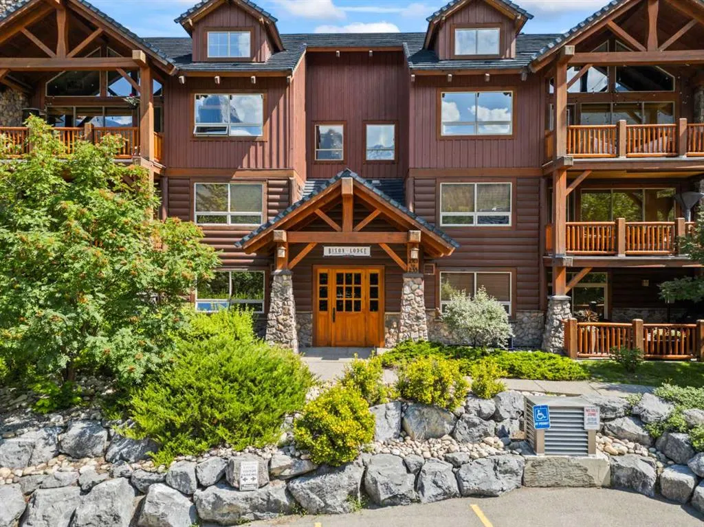 104 Armstrong Place, #222