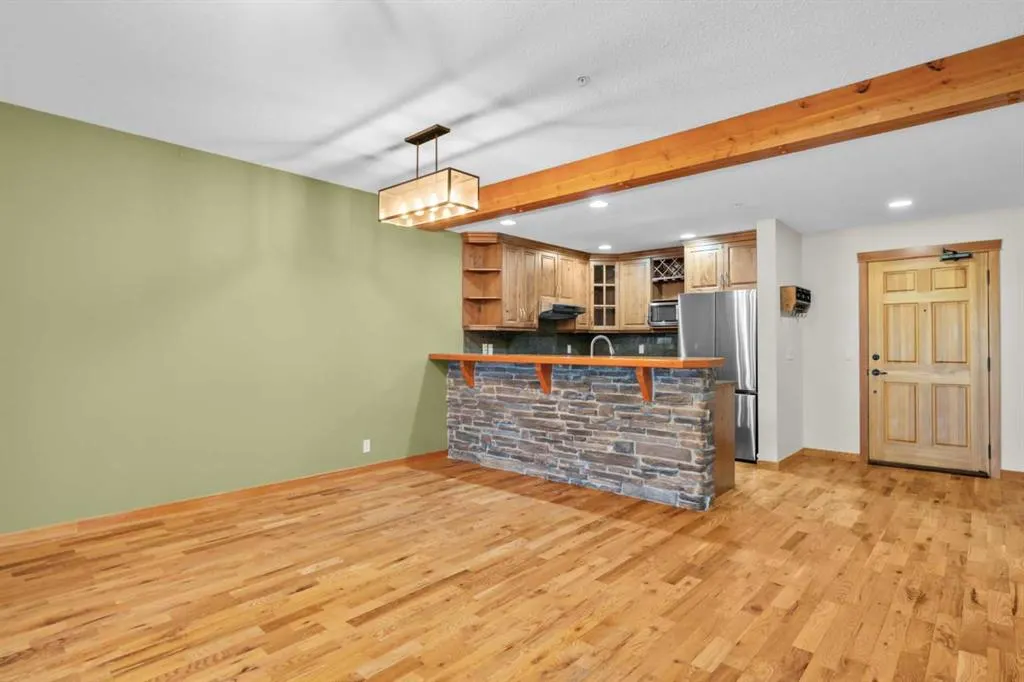 104 Armstrong Place, #222
