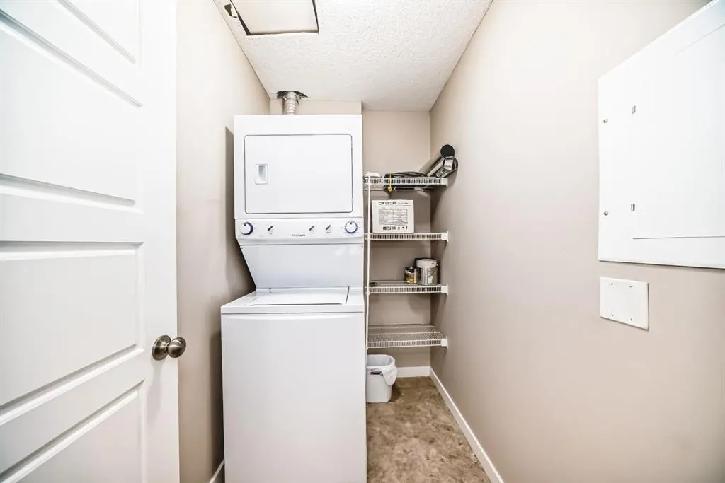 207 Sunset Drive, #327