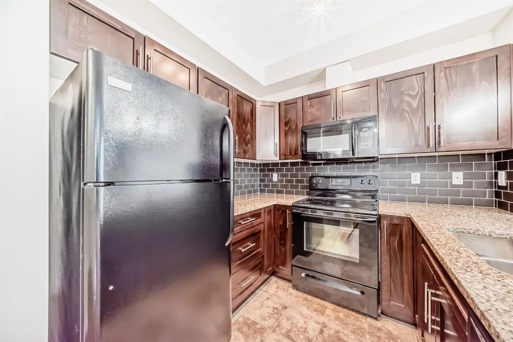 207 Sunset Drive, #327