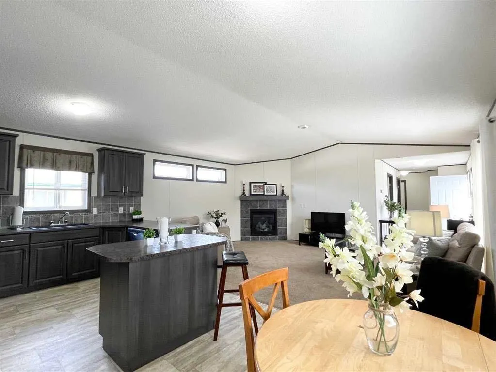 145 Caouette Crescent NE