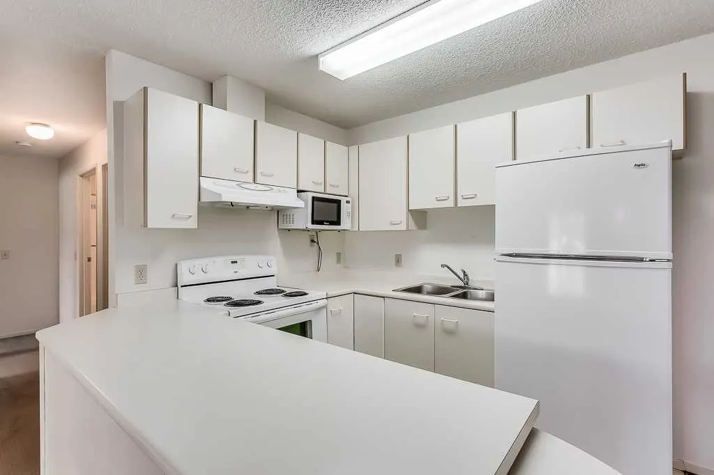 3400 Edenwold Heights NW, #2612