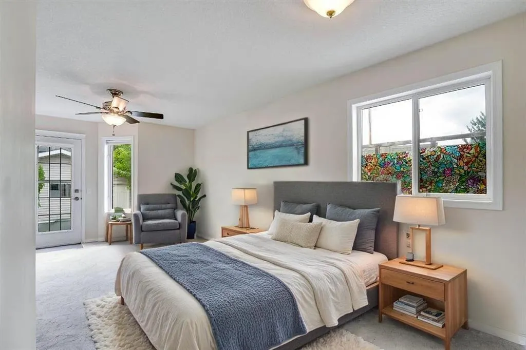 42 Inverness Place SE