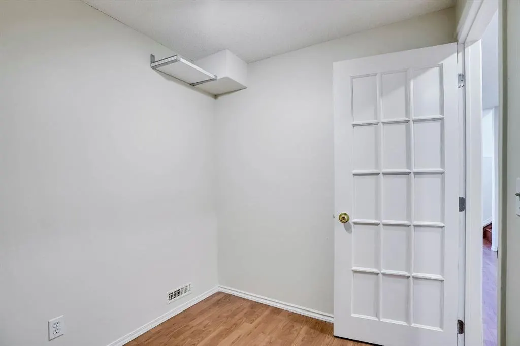 42 Inverness Place SE