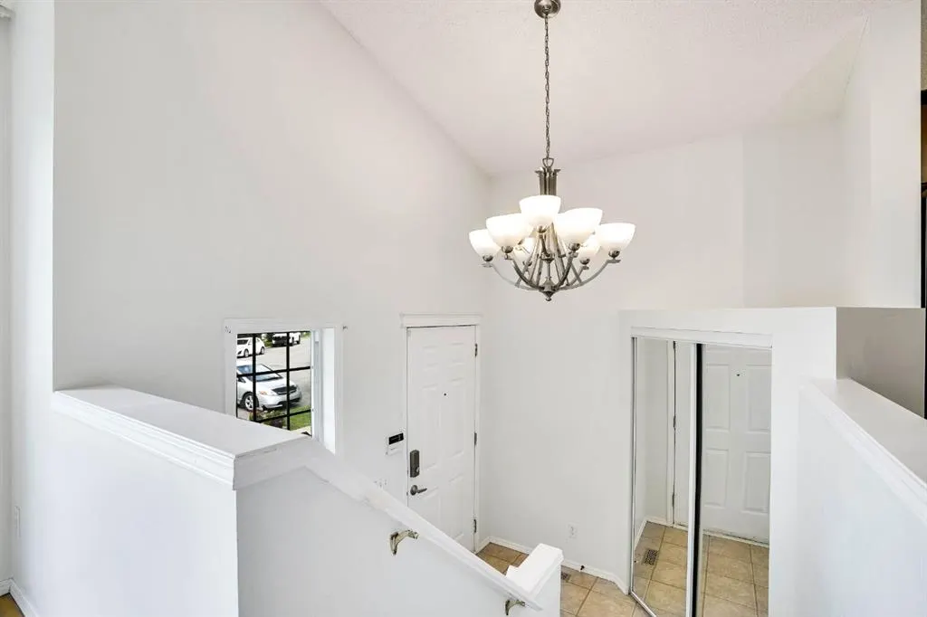 42 Inverness Place SE