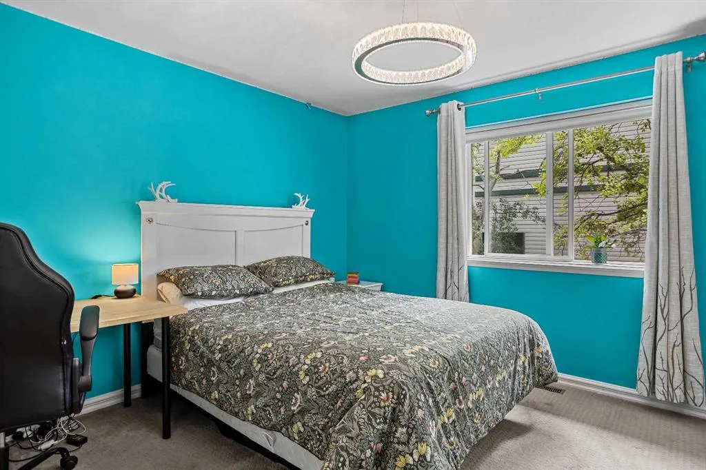 200 Glacier Drive, #32