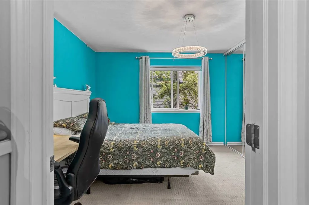 200 Glacier Drive, #32