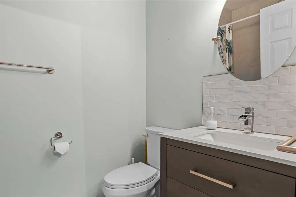 200 Glacier Drive, #32