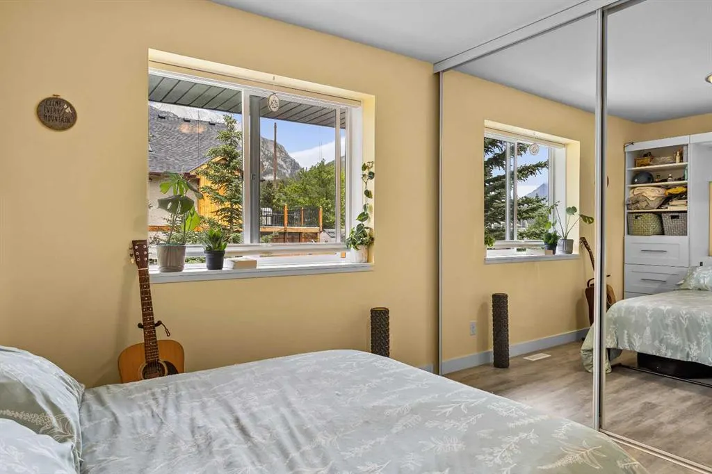 200 Glacier Drive, #32