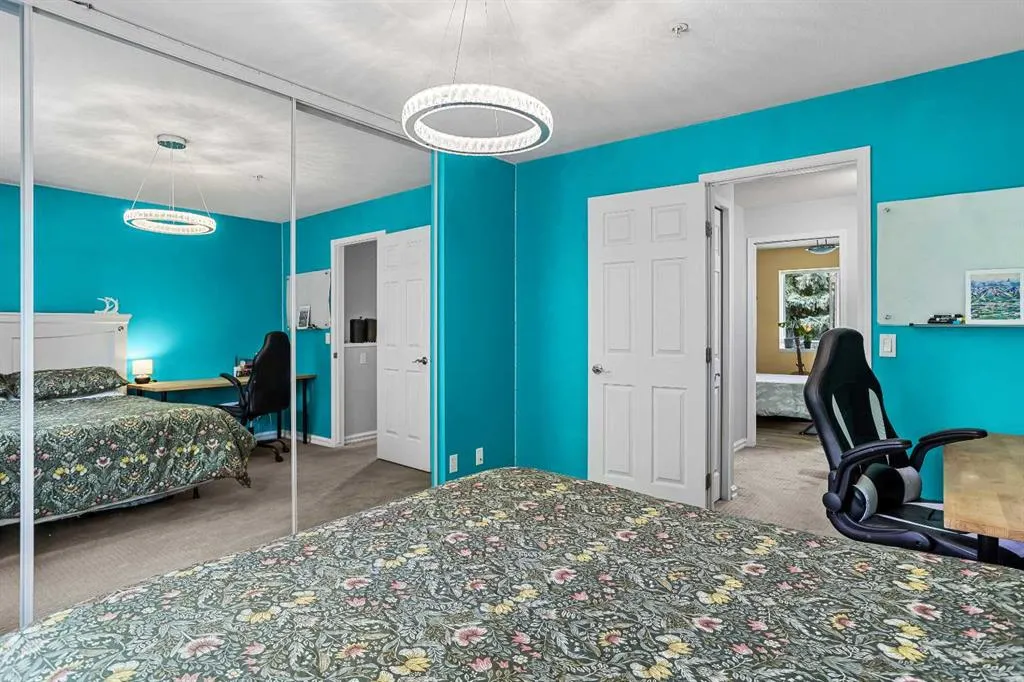 200 Glacier Drive, #32