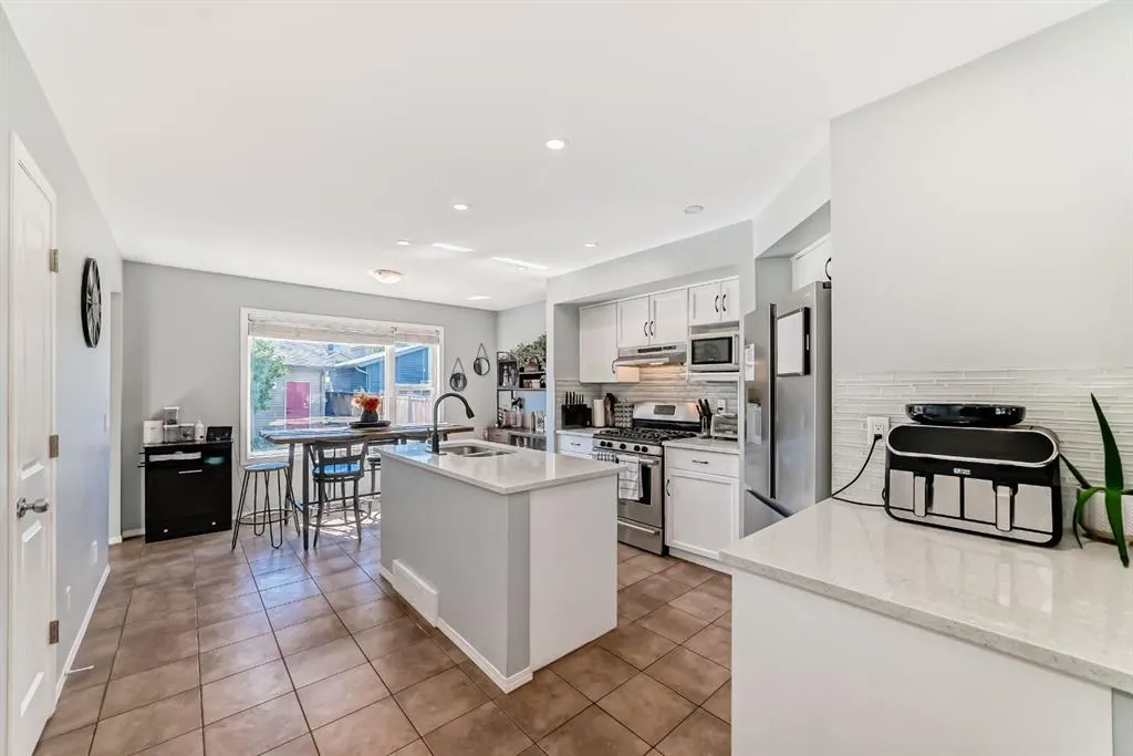 165 Eversyde Boulevard SW