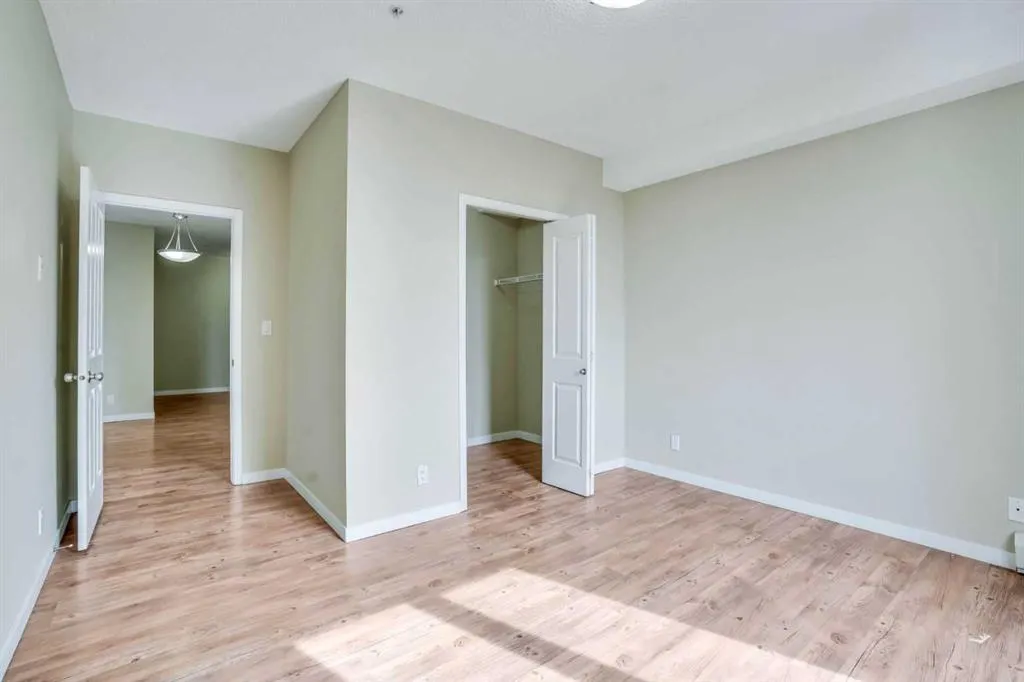 333 Taravista Drive NE, #2319
