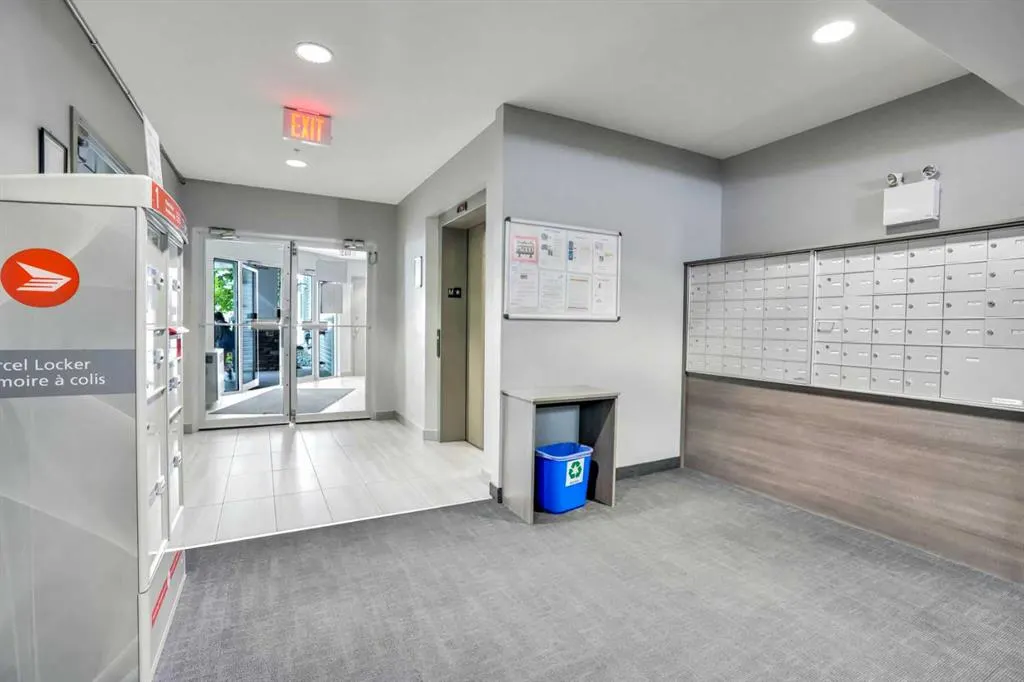 333 Taravista Drive NE, #2319