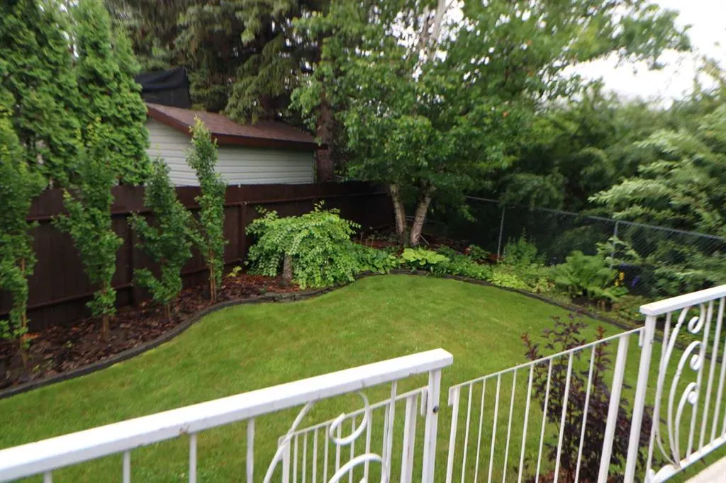 5420 58A Street Crescent