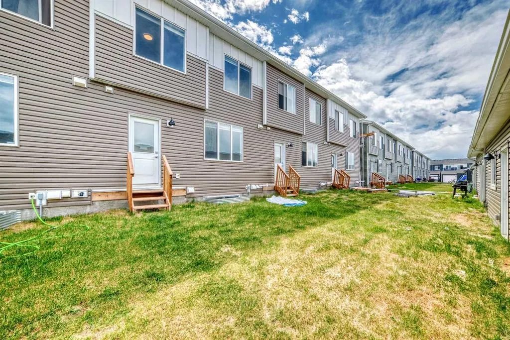 164 Cornerstone Grove NE