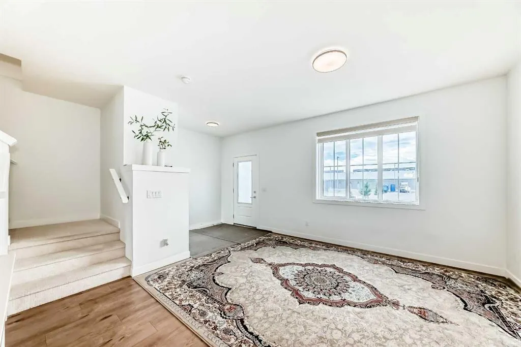 164 Cornerstone Grove NE