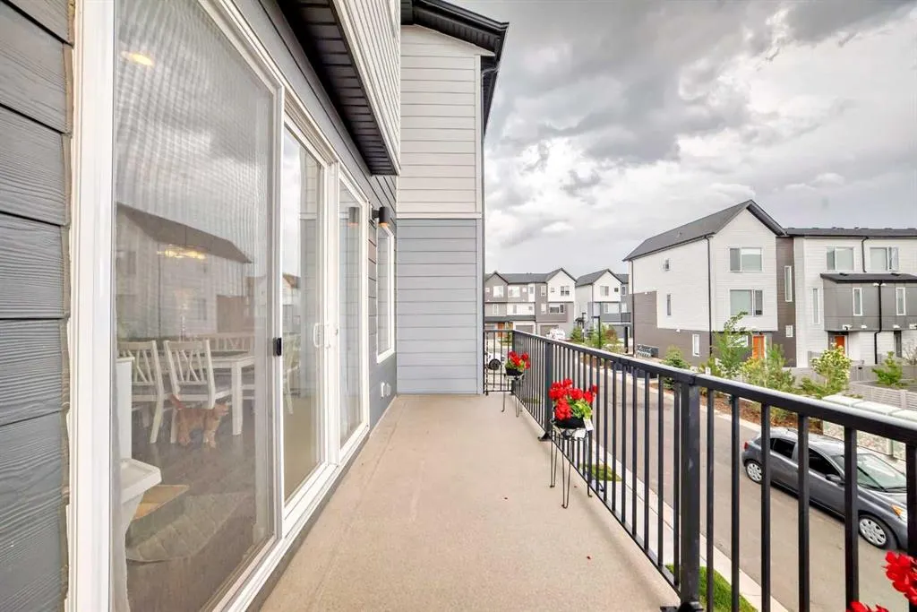 71 Skyview Ranch Avenue NE