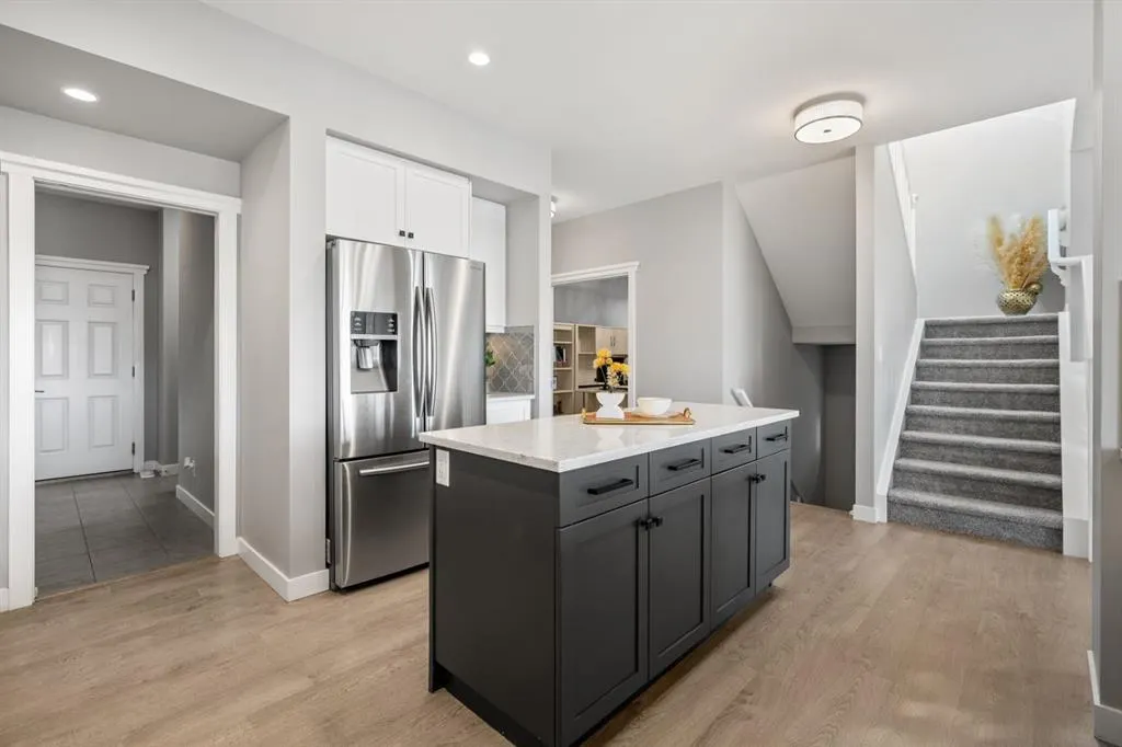 24 Masters Court SE
