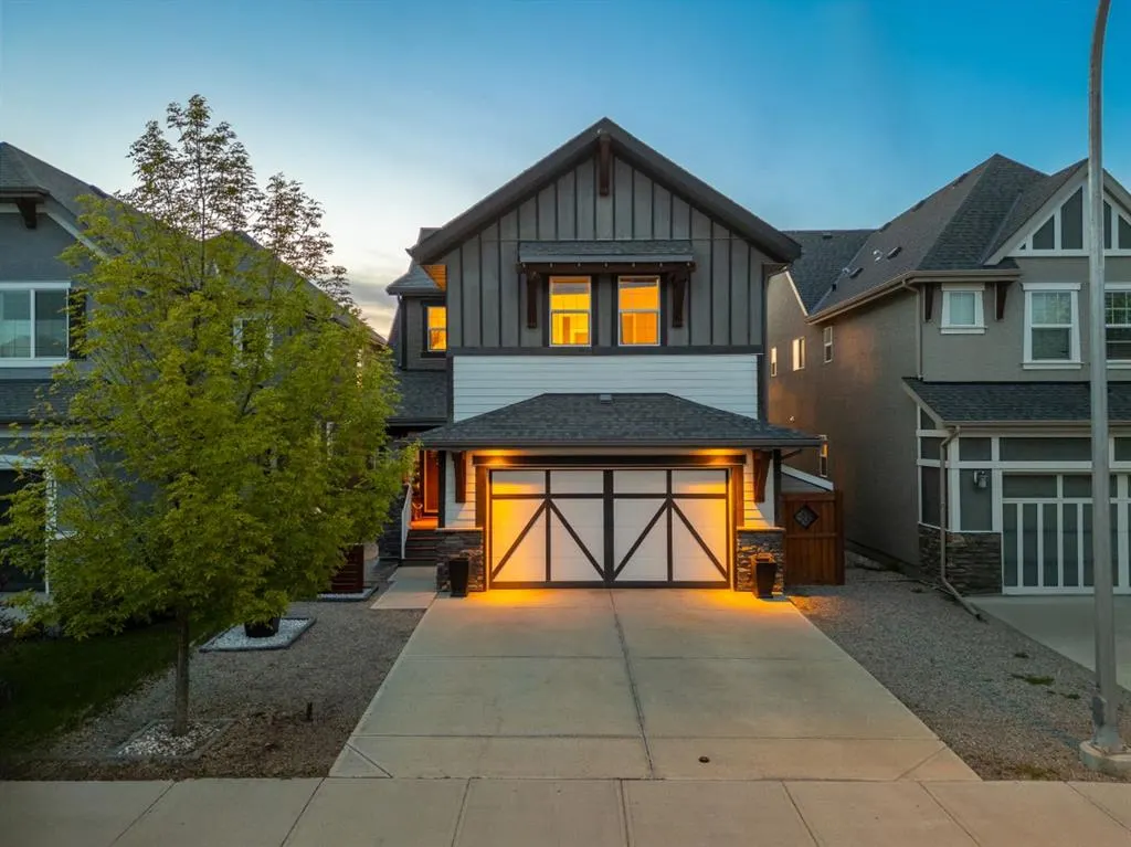 24 Masters Court SE