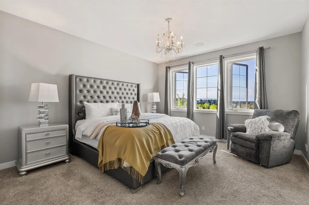 24 Masters Court SE