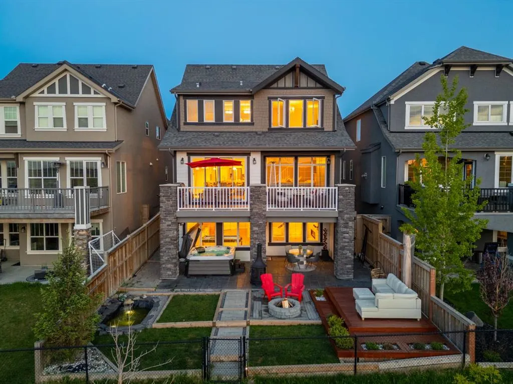24 Masters Court SE