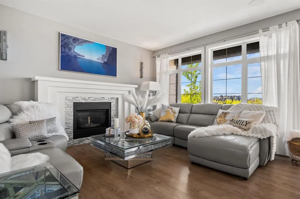 24 Masters Court SE
