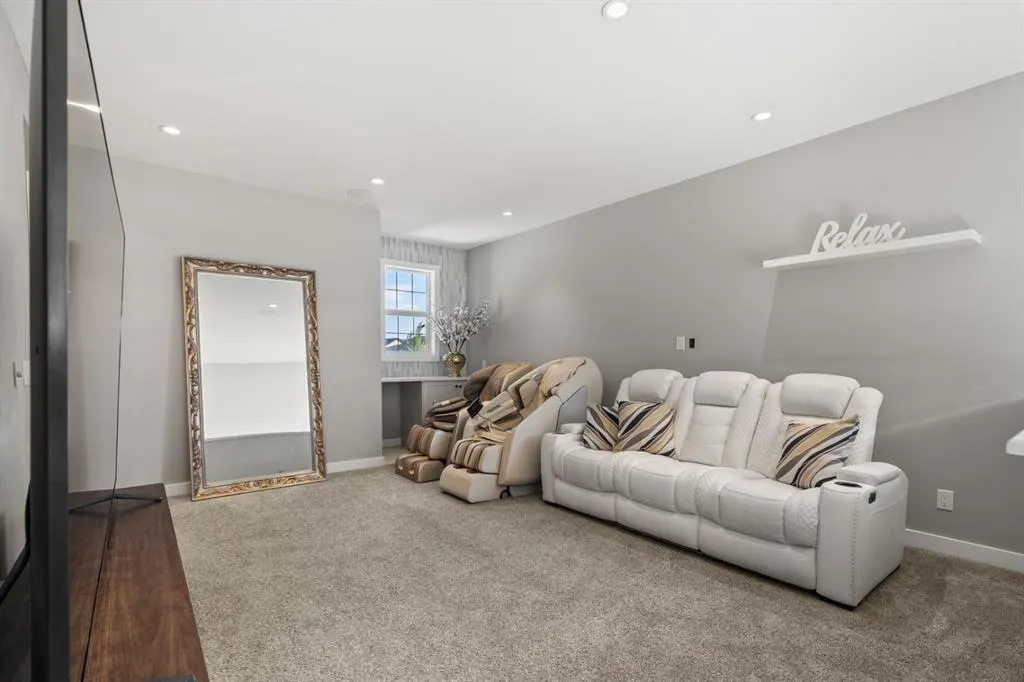 24 Masters Court SE