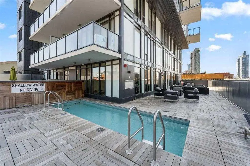 1010 6 Street SW, #705