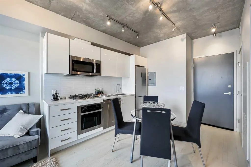 1010 6 Street SW, #705