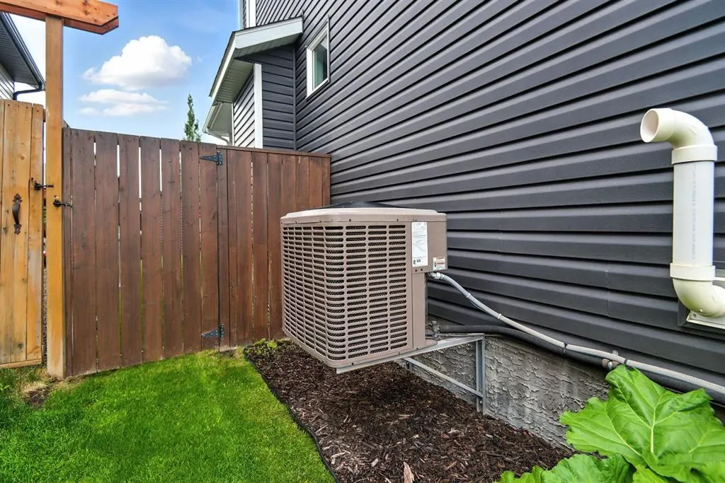 7 Vancouver Crescent