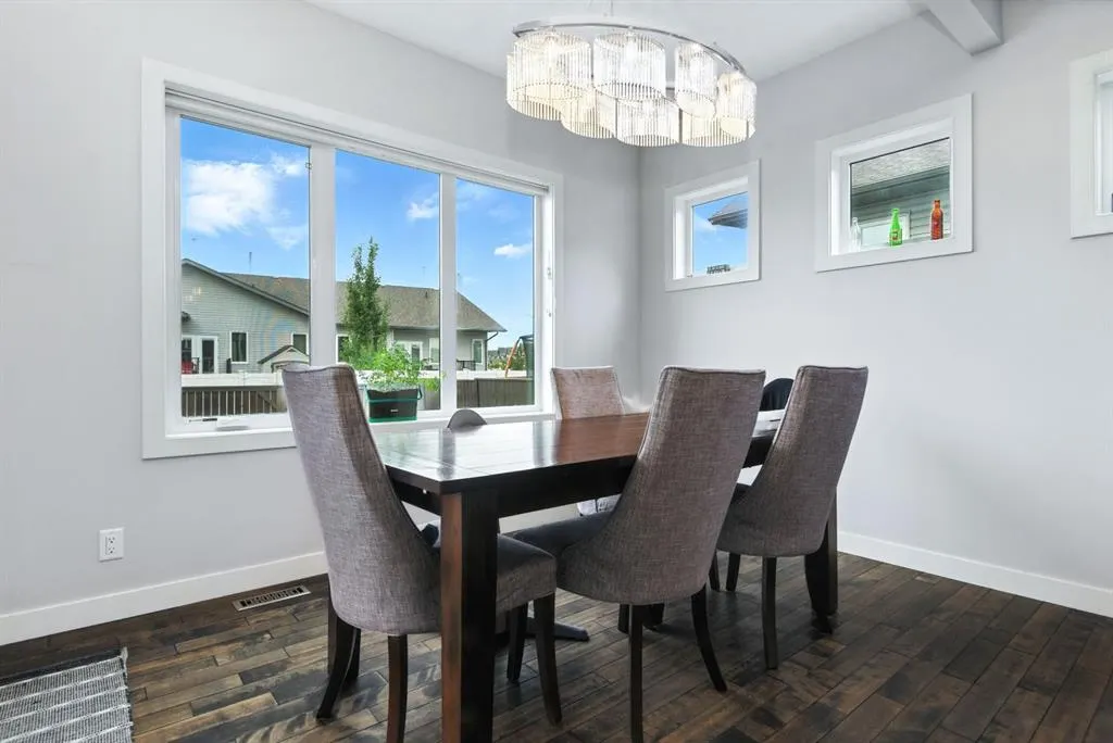 7 Vancouver Crescent