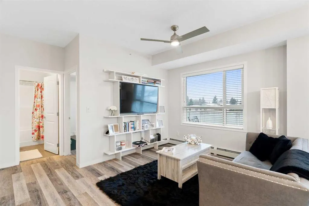 300 Harvest Hills Place NE, #402