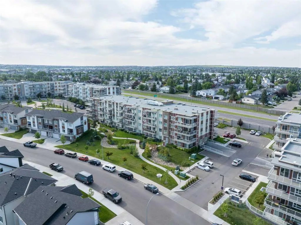 300 Harvest Hills Place NE, #402