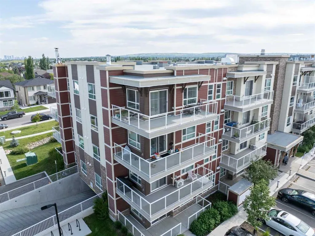 300 Harvest Hills Place NE, #402