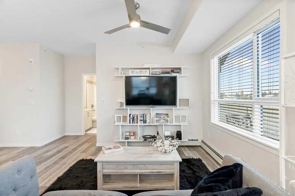 300 Harvest Hills Place NE, #402
