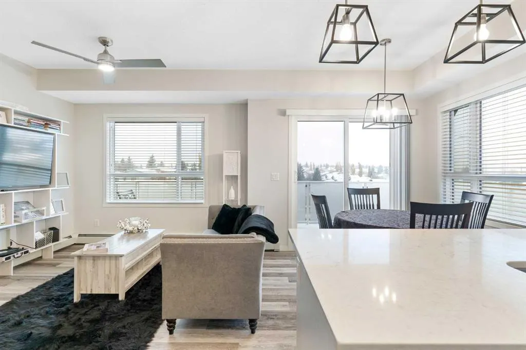 300 Harvest Hills Place NE, #402