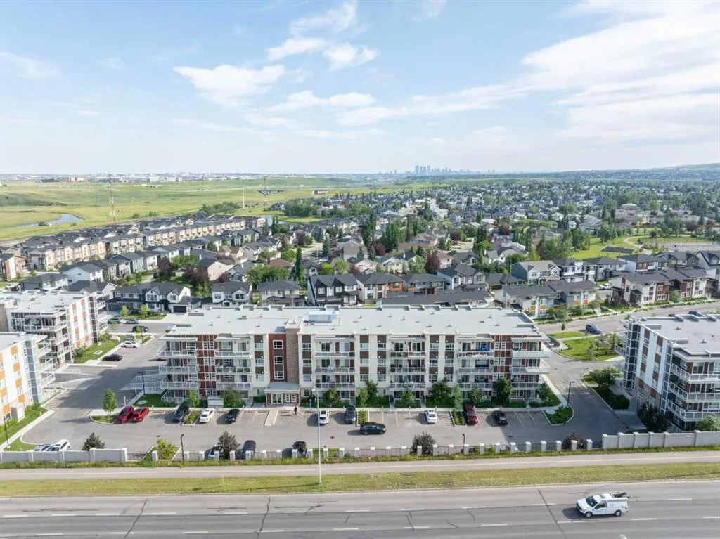 300 Harvest Hills Place NE, #402