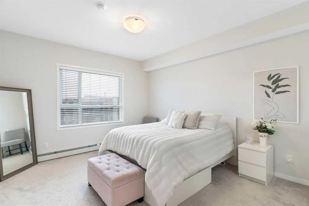 300 Harvest Hills Place NE, #402
