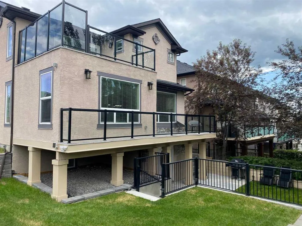 35 Aspen Stone Way SW