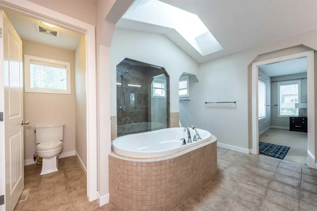 35 Aspen Stone Way SW