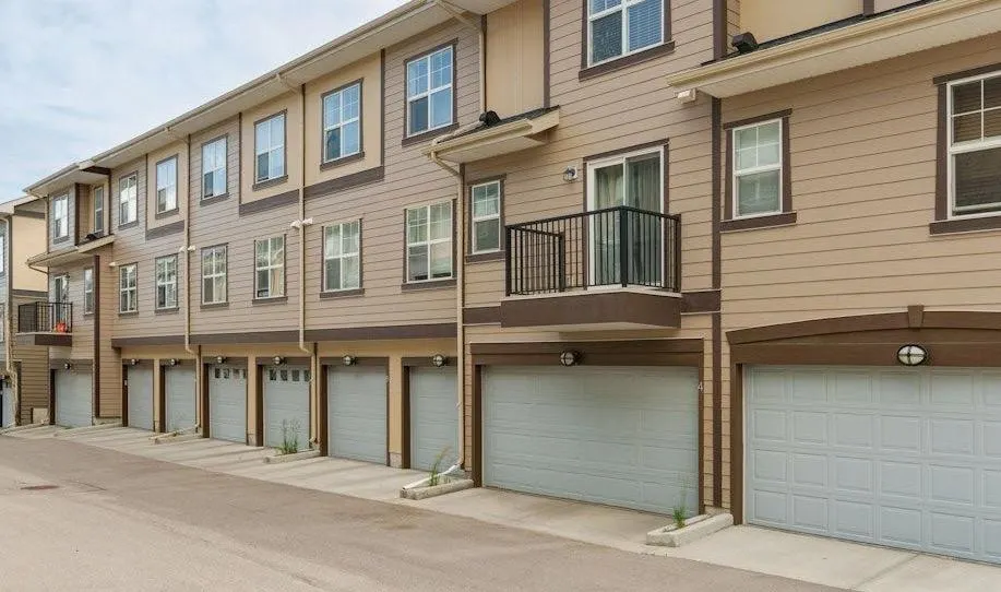 4 Evanscrest Gardens NW